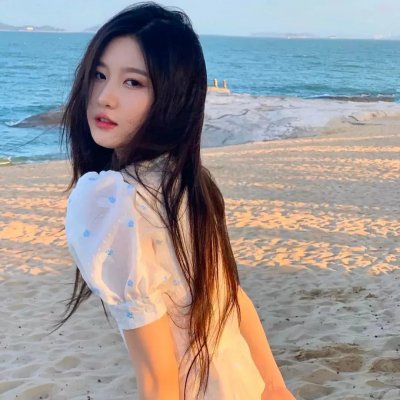 我们扭曲的英雄